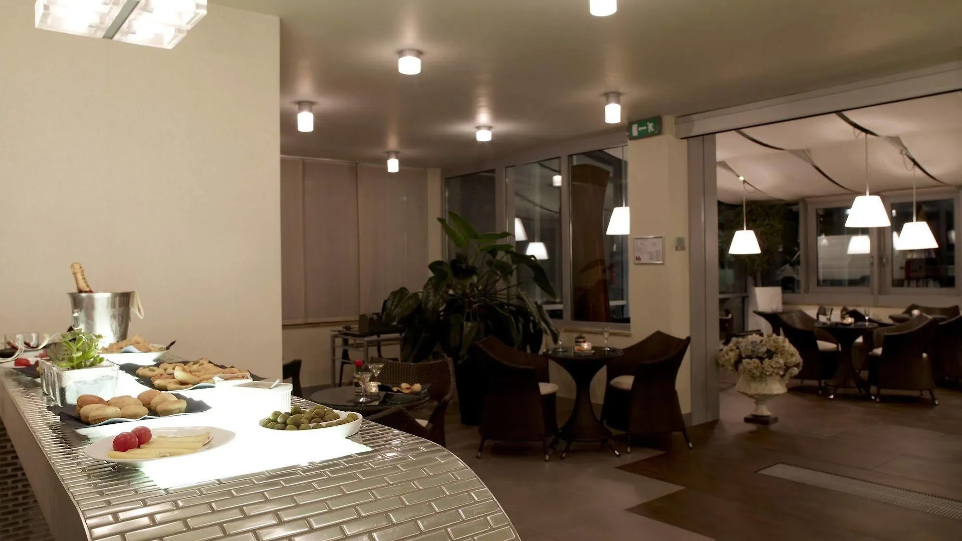 ***  Hotel Montini Linate Airport Peschiera Borromeo Italy
